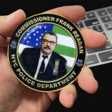 Load image into Gallery viewer, Blue Bloods NYPD Commissioner Frank Reagan Police Officer Tom Selleck Challenge Coin BL2-003A